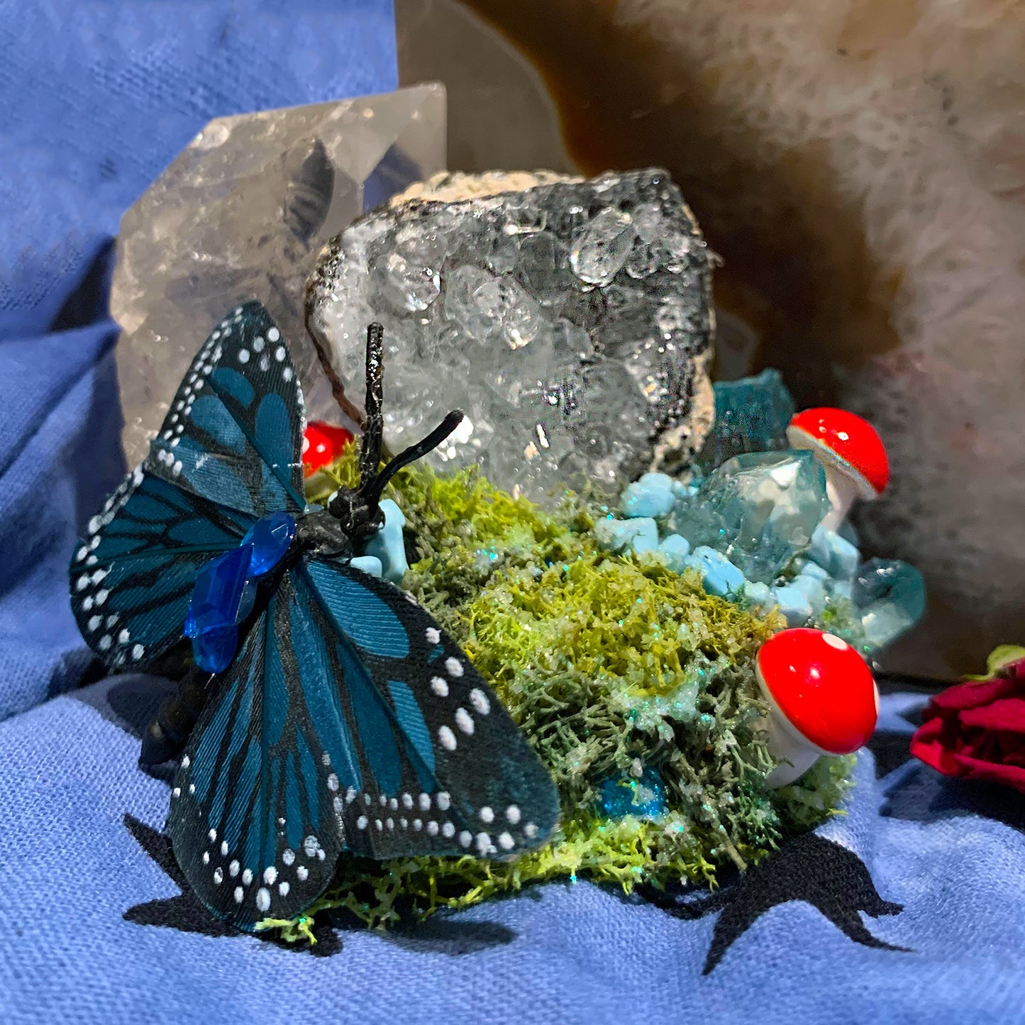 Blue Butterfly - Quartz Geode & Blue Quartz Sculpture